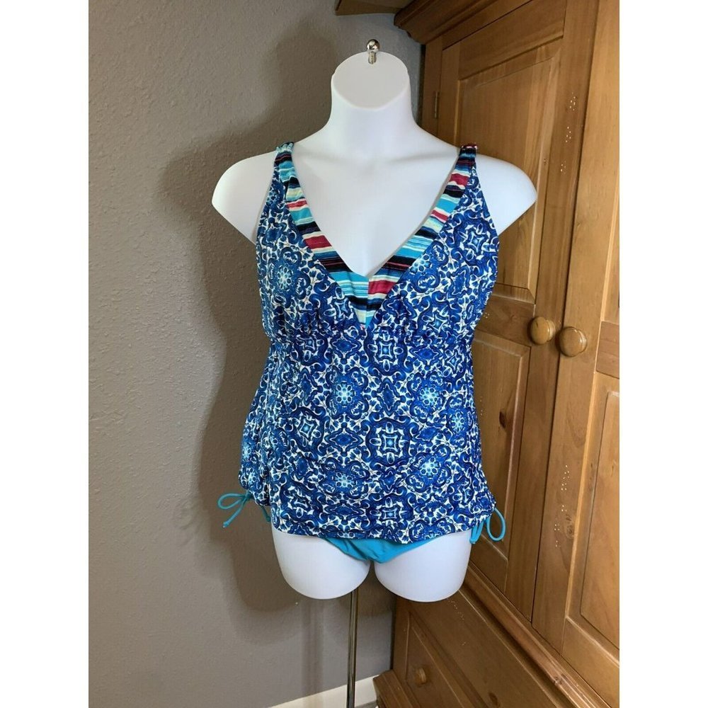 Womens tankini swimsuite 16 bathing suit Blue v top